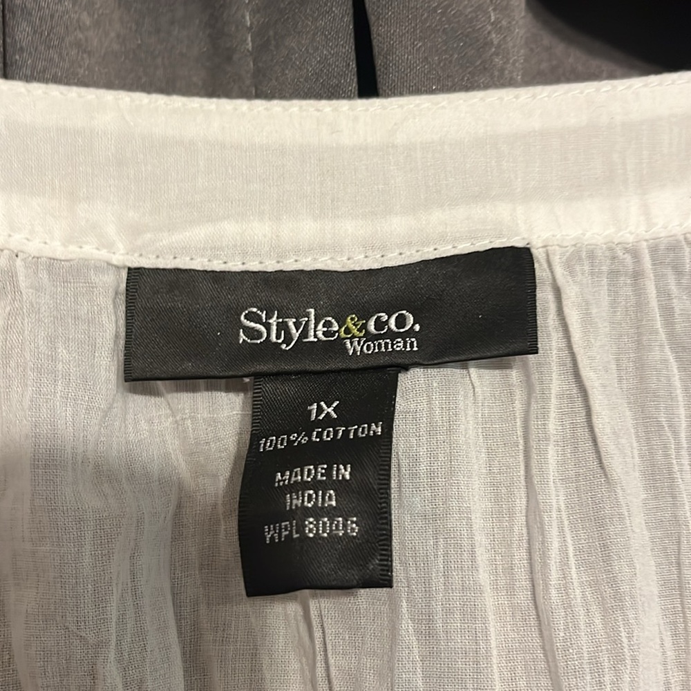 Dress shirt - Picture 2 of 4